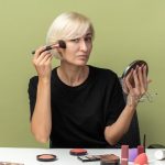 Как правильно наносить макияж