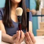 Как ухаживать за кистями для макияжа: советы по очистке.