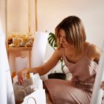 Как оформить окна: практичные советы по декору штор