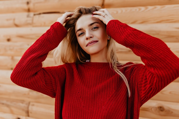 Почему трикотажный свитер – must-have этой осенью