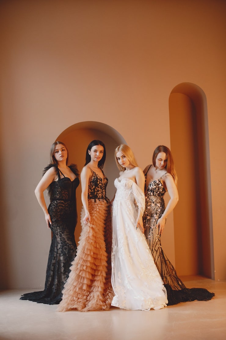 Самые яркие наряды Met Gala 2025: Зендея, Рианна, Charli XCX и другие звезды