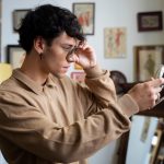 Японский дизайнер Иссей Мияке: вклад в моду и жизнь