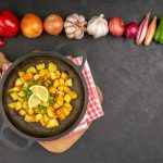 Два рецепта жареной картошки в казане на костре: просто, быстро, вкусно