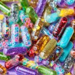 ZARINA и фонд «Подари жизнь» выпустили совместную капсульную коллекцию с Еленой Летучей, Анастасией Уколовой и Марком Тишманом