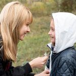 Как жестокое обращение влияет на детей и может привести к преступлениям?