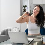 Как снять стресс после рабочего дня? Показывает тренер