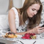 Какие продукты помогут выспаться?