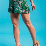 Шорты-трусы летом: 15 стильных идей для вашего гардероба