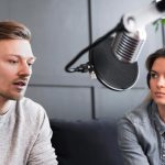 Что слушать? +10 подкастов о фэшн-индустрии, которые помогут понять ее лучше