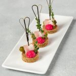 Как сделать фуршет незабываемым: секреты идеальных канапе