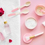 Как подобрать косметику для тела: гид по составам и видам средств