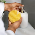 Мягкие средства для очищения кожи — против шелушений и стянутости