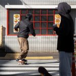 TUD и Бэнкси выпустили лимитированную коллекцию произведений искусства