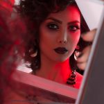 Главные бьюти-новинки этой недели: от неонового макияжа до ароматов, вдохновленных балетом