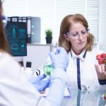 Три анализа помогут узнать ваш биологический возраст, советует кардиолог Кореневич.