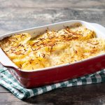 Мясная запеканка с кабачками и картофельным пюре: пошаговый рецепт