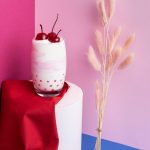 Алена Ахмадуллина, Павел Камин и Татьяна Геворкян на презентации модного десерта