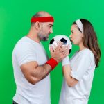 Подарок футбольному фанату: атрибутика QnetCity