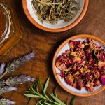 Крапива для волос: маски и отвары