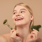 Вопрос косметологу: можно ли делать пилинги летом?