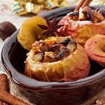 Запеченные яблоки для диеты: рецепты полезного десерта