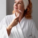 Нефритовый массажёр для лица: стоит ли верить хайпу и какую пользу он может принести коже