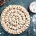 Сколько варить пельмени: время приготовления после закипания и секреты приготовления в горшочке