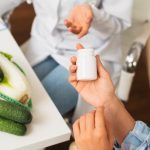 Какие продукты помогут снизить холестерин? Отвечает эксперт