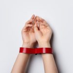 Браслет на запястье: маленький акцент, говорящий о вашей индивидуальности