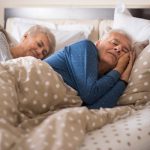 Может ли тяжелое одеяло улучшить сон?