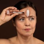 Верю не верю: 5 мифов о блефаропластике