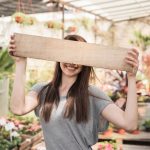 Какие материалы лучше выбрать для долговечного навеса на даче