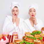 После дробного питания пара снизила вес почти вдвое и кардинально изменила свою внешность.