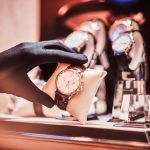 Hublot представила лимитированную серию BIG BANG UNICO MAGIC CERAMIC с первыми в мире часами из многоцветной керамики.