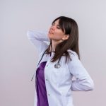 Плохая осанка может привести к потере зрения: объяснения врача Стояновой