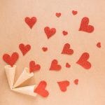 Hearts & Storeez: новая капсула 12 STOREEZ и Фонда «Обнажённые сердца»