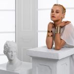 Алёна Ахмадуллина выпустила ювелирную коллекцию в стиле Хохломы