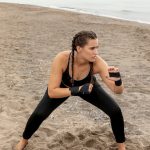 Три упражнения для красивых ног от Алины Шпак: встречаем пляжный сезон во всеоружии