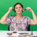 Герои минувших лет: косметические хиты на все времена