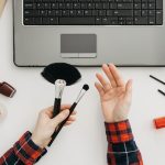 Главные бьюти-события недели: макияж, уход и обновления в салонах