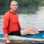 Бритни Спирс получила травму ноги, неудачно упав с лодки