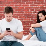 Как распознать признаки надвигающегося расставания: мнение психологов