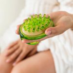 Массаж гуаша: как снять отеки и расслабиться