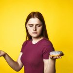 Как перехитрить мозг во время диеты: 8 действенных способов