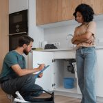 Как самостоятельно заменить унитаз: инструкция для начинающих