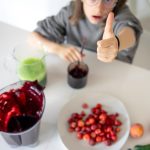 Польза калины: как ягоды помогают снизить давление и улучшить сон