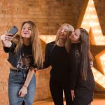 Светлана Ходченкова, Сергей Шакуров, Денис Прытков и другие гости премьеры фильма «Яга на нашу голову»