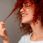 Секреты укладки кудрявых волос: пошаговая инструкция по «кудрявому методу»