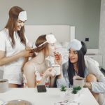 Как российская косметика помогает ухаживать за волосами: обзор масок