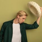 Мне (не) печет: какие головные уборы носить летом?